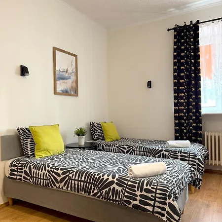 08 Centrum - Mieszkanie Przy Parku Centralnym Dla 4 Os Appartement *