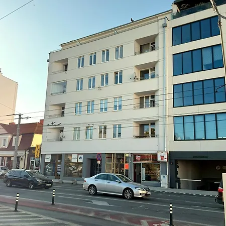Apartmán 08 Centrum - Mieszkanie Przy Parku Centralnym Dla 4 Os *